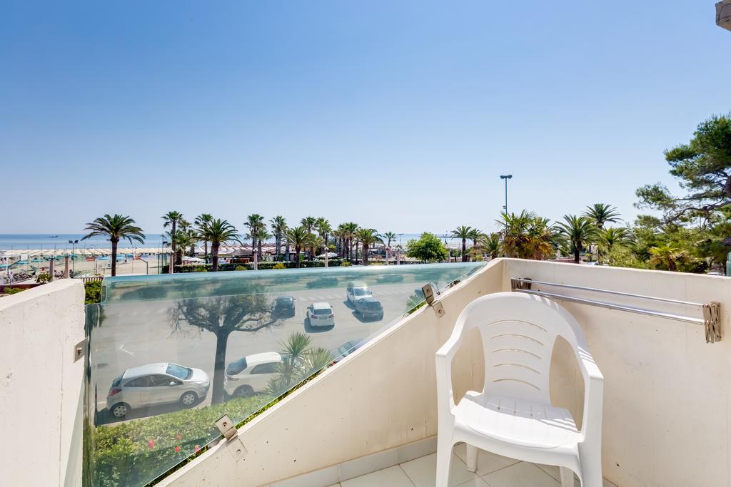 Hotel Europa Beach Village 길라노바리도 객실 사진